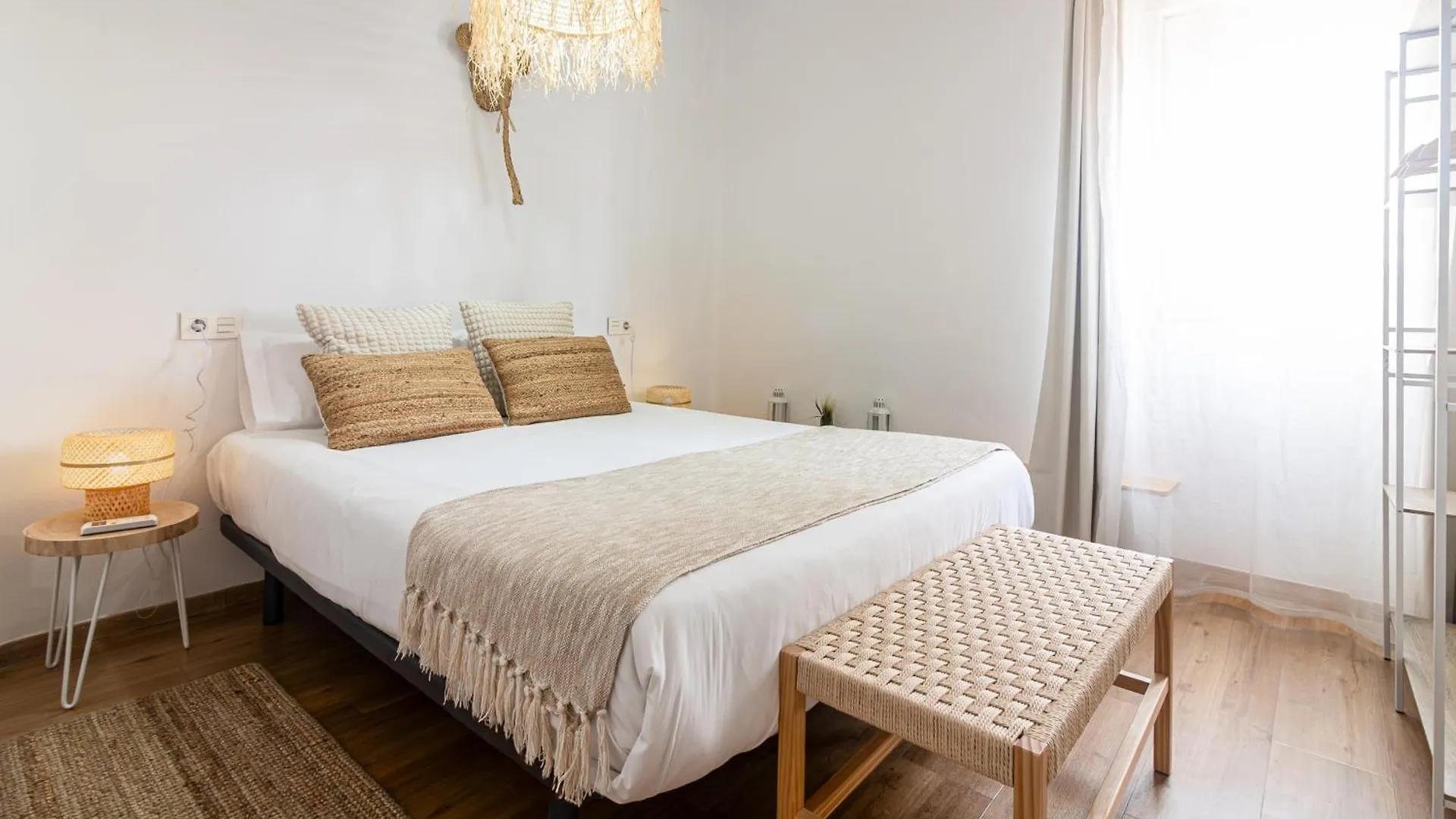 Malaga Center Flat Holidays City Center Apartment